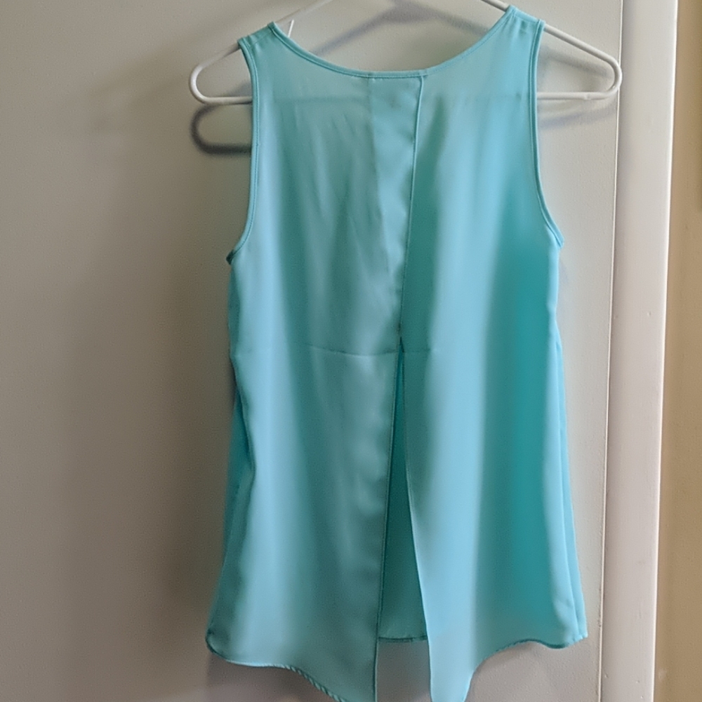 Express Split Back Tank - image 4